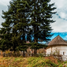 Biserica Cuvioasa Paraschiva Hai La Valcea