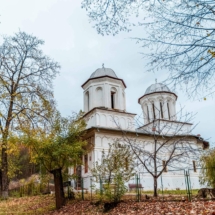 Lacasuri de Cult Hai La Valcea