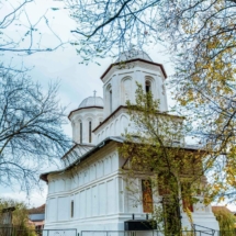 Lacasuri de Cult Hai La Valcea