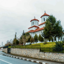 Lacasuri de Cult Hai La Valcea