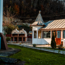 Lacasuri de Cult Hai La Valcea