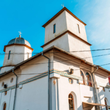 Lacasuri de Cult Hai La Valcea