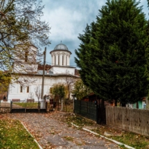 Lacasuri de Cult Hai La Valcea