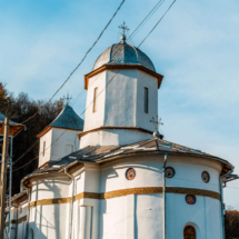 Lacasuri de Cult Hai La Valcea