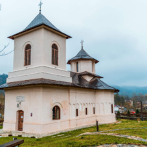 Lacasuri de Cult Hai La Valcea
