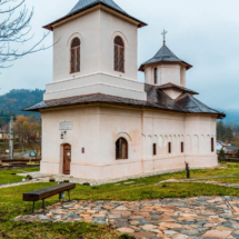 Lacasuri de Cult Hai La Valcea