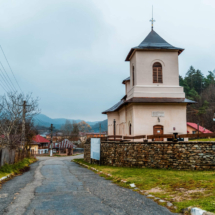Lacasuri de Cult Hai La Valcea