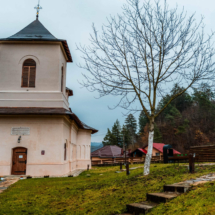 Lacasuri de Cult Hai La Valcea