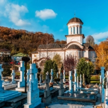Schitul Troianu Hai La Valcea