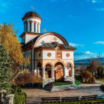 Schitul Troianu Hai La Valcea